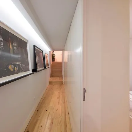 Lovelystay - Peaceful Living W/ Backyard *