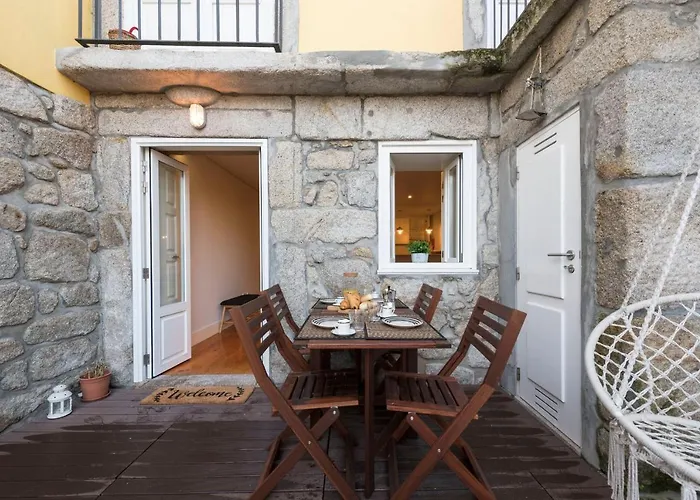 Lovelystay - Peaceful Living W/ Backyard