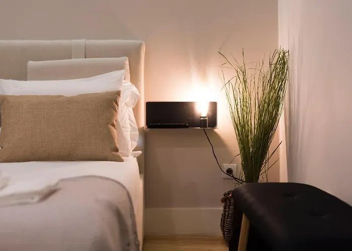 Lovelystay - Peaceful Living W/ Backyard * Oporto